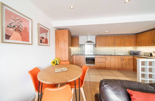 Dundee Apartment | Quayside Apartment - Central Location