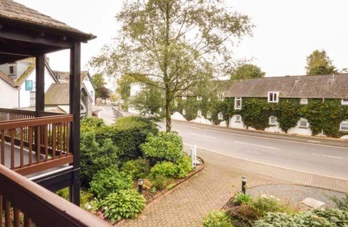 Waterhead House | Quaysider's Apartment 3