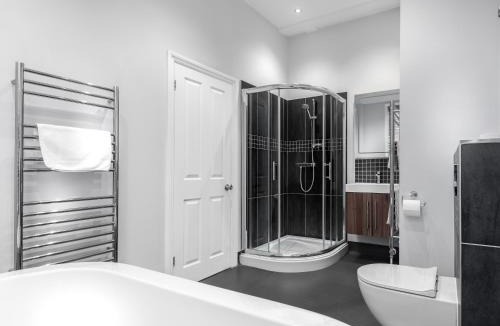 Salisbury House | Qudos