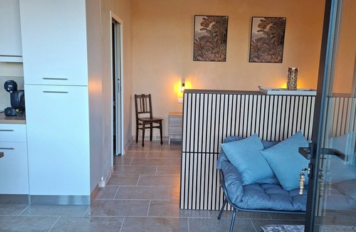 Marsac Cottage | Que Pour 2, Cottage/studio Le Bonheur, 1-bedroom with swimming pool and AC Gers