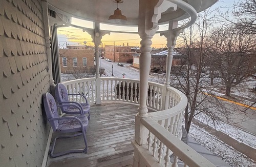 Viroqua House | Queen Anne Stay