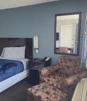 Amarillo Apartment | Queen Bed Hotel Room 229