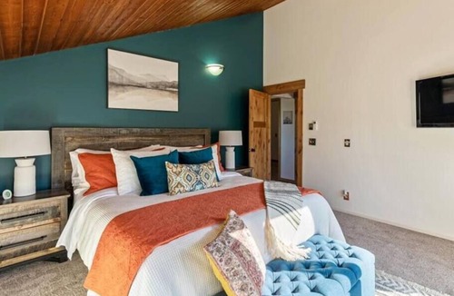 Herriman House | Queen Bed,Rooftop w Mountain View