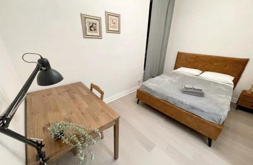 Old Town House | Queen Boutique Rooms