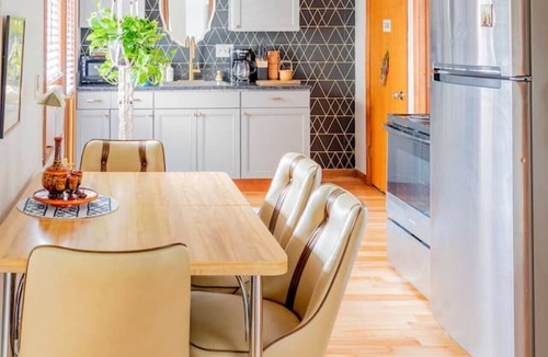 South End Apartment | Queen City Lakeside Apartment