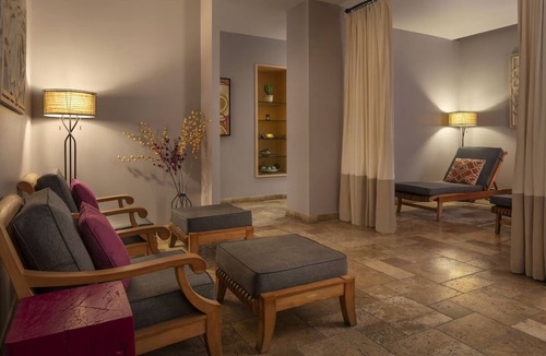 Uptown Sedona Hotel | Queen Courtyard Getaway, Amara Resort, Tranquil Creek Setting, Free Parking