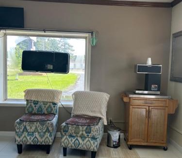 Elizabeth City Hotel | Queen Elizabeth Motel