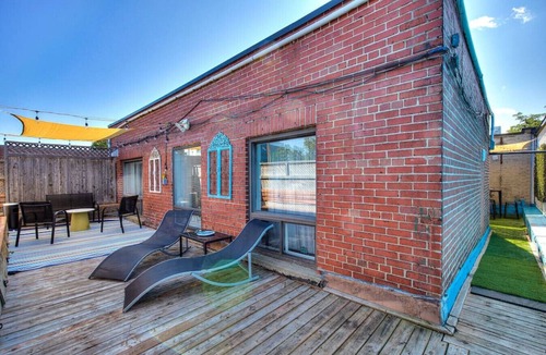 Cote-Des-Neiges—Notre-Dame-De-Grace Apartment | Queen Mary`s Jewel (40ppl MAX)