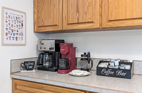 North Queen Anne Apartment | Queen of Seattle