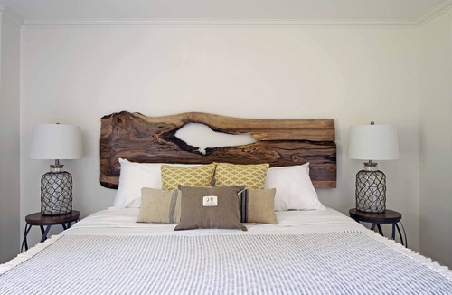 Old Town Historic District Bed & Breakfast | Queen Regent
