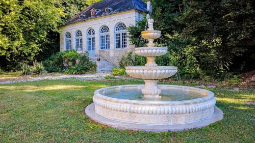 Martel Bed & Breakfast | Queen's Escape