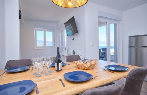 Mastrinka Apartment | Queen's Lodge Mastrinka by Litto