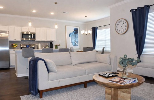 Leon Junction Apartment | Queen`s Quarters @ SPG Europa in Temple TEXAS