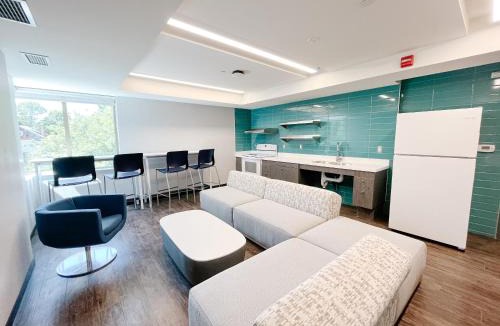 Kingston Apartment | Queen's University Residence