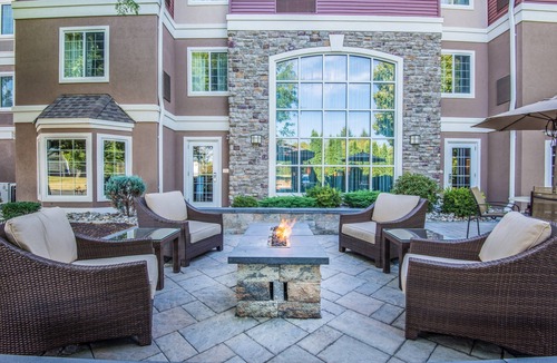 East Texas Apartment | Queen Studio | Free Breakfast + Indoor Pool