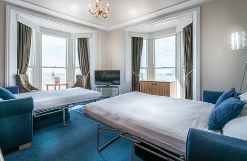 Seafront Hotel | Queens Hotel