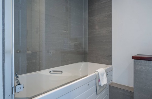 Seafront Hotel | Queens Hotel