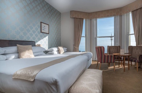 Seafront Hotel | Queens Hotel