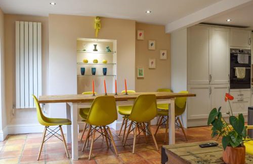 Northampton House | Queens Manor