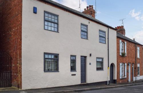 Northampton House | Queens Manor