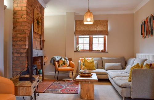 Northampton House | Queens Manor