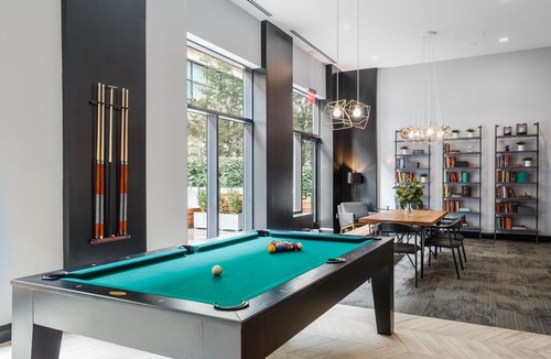 Hunters Point Apartment | Queens Newyork Entire Luxury Condominium Studio