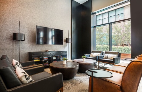 Hunters Point Apartment | Queens Newyork Entire Luxury Condominium Studio