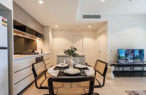Brisbane Central Business District Apartment | Queens Wharf APT @ Lv 29 w/Carpark