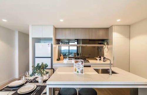 Brisbane Central Business District Apartment | Queens Wharf APT @ Lv 29 w/Carpark