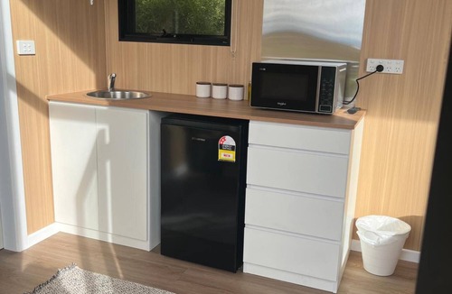 Grantville House | QueensFerry Farm by the Bay by Tiny Away