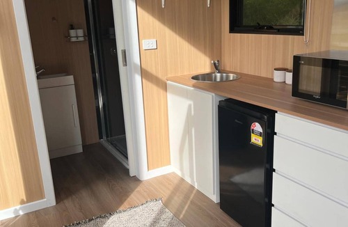 Grantville House | QueensFerry Farm by the Bay by Tiny Away