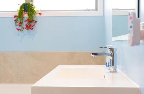 Arthur's Point Apartment | Queenstown Modern Studio at Arthurs Point