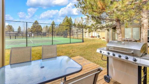 Sunriver Apartment | Quelah Condo - Unit 19