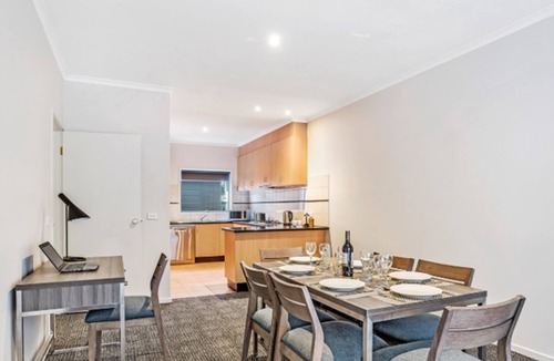 Brighton Hotel | Quest Brighton on the Bay