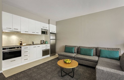 Brighton Hotel | Quest Brighton on the Bay