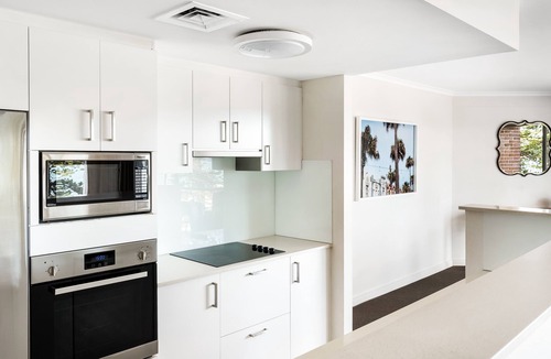 Manly Hotel | Quest Grande Esplanade Serviced Apartments - Manly