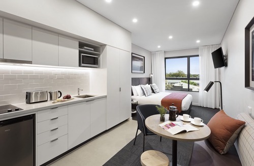 Orange Hotel | Quest Orange