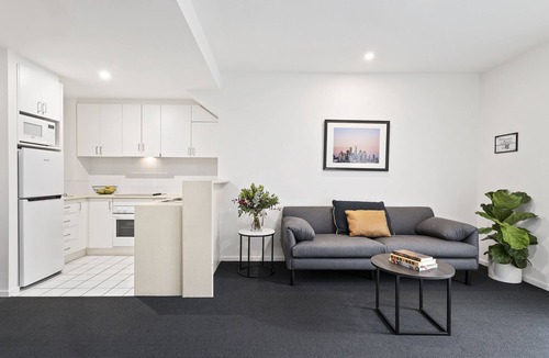 South Yarra Apartment | Quest Prahran