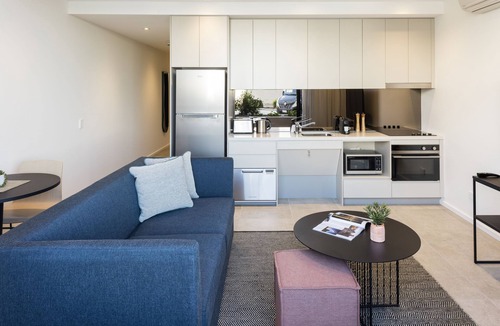 Robina Apartment | Quest Robina