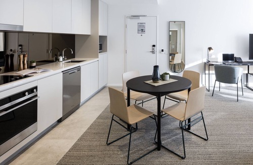 Robina Apartment | Quest Robina