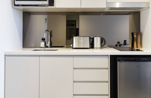Robina Apartment | Quest Robina