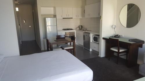 Sanctuary Lakes Apartment | Quest Sanctuary Lakes