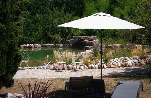 Proulieu Apartment | Quetzal garden apartment with terrace