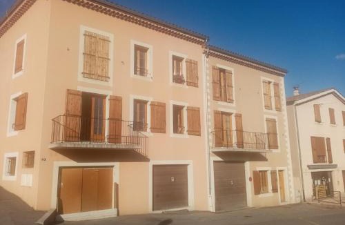 Tallard Apartment | Quiétude et confort