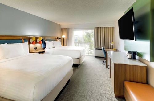 Oyster Point Hotel | Quick Escape! Pet-friendly Property, Onsite Parking!
