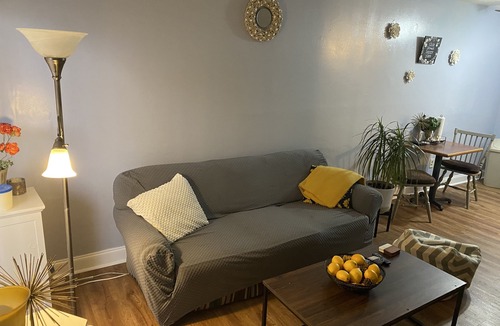 Crosstown Apartment | Quick getaway to Beale & downtown