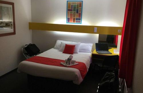 Chasseneuil-du-Poitou Hotel | Quick Palace Poitiers