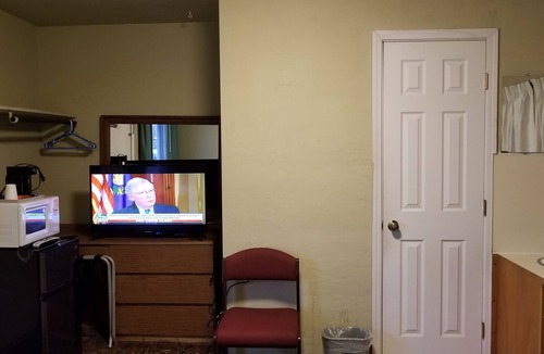 Myrtle Creek Hotel | Quick Stop Motel