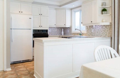 Saint-Bruno-de-Montarville House | Quiet And Light House In A Residential Area