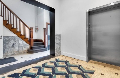 Downtown Des Moines Apartment | Quiet 1 Bed Studio Heart of Downtown